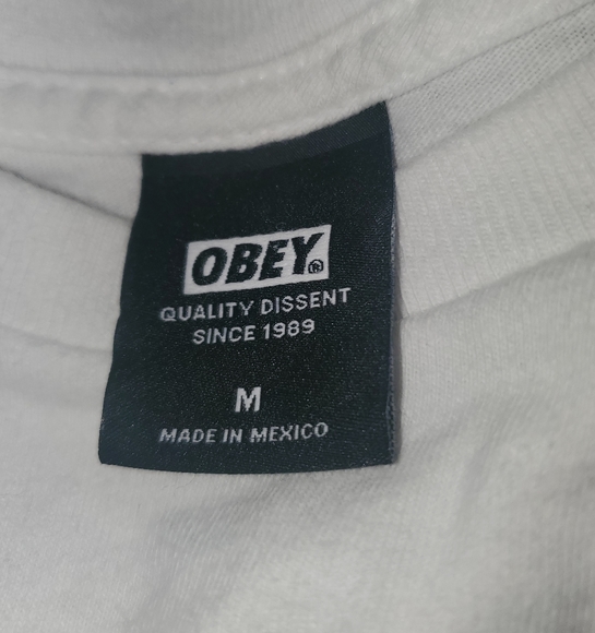 Camo OBEY tshirt - Picture 3 of 4